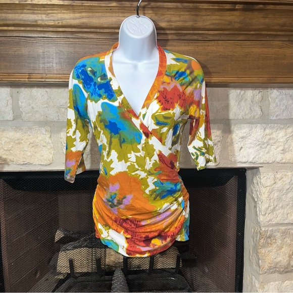Cabi Style 309 multi color print Faux wrap Blouse - Picture 3 of 10